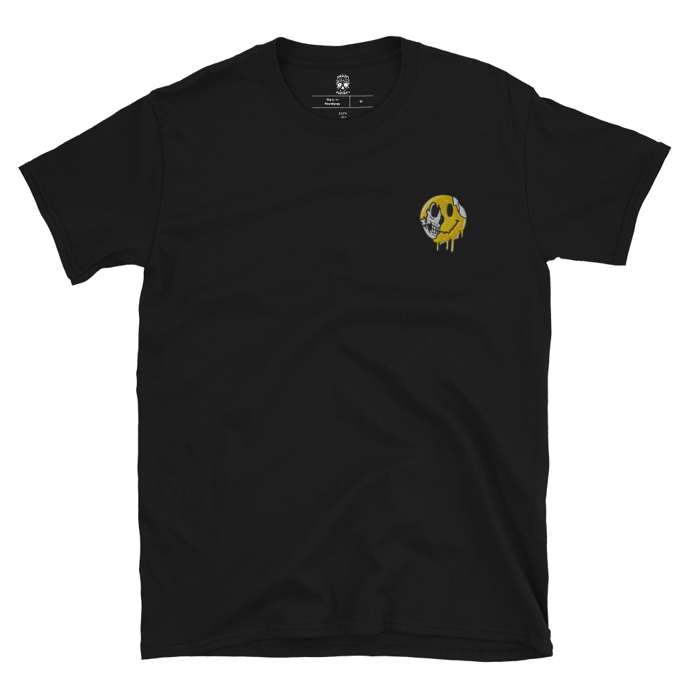 Keep Smiling Embroidered - black Tee